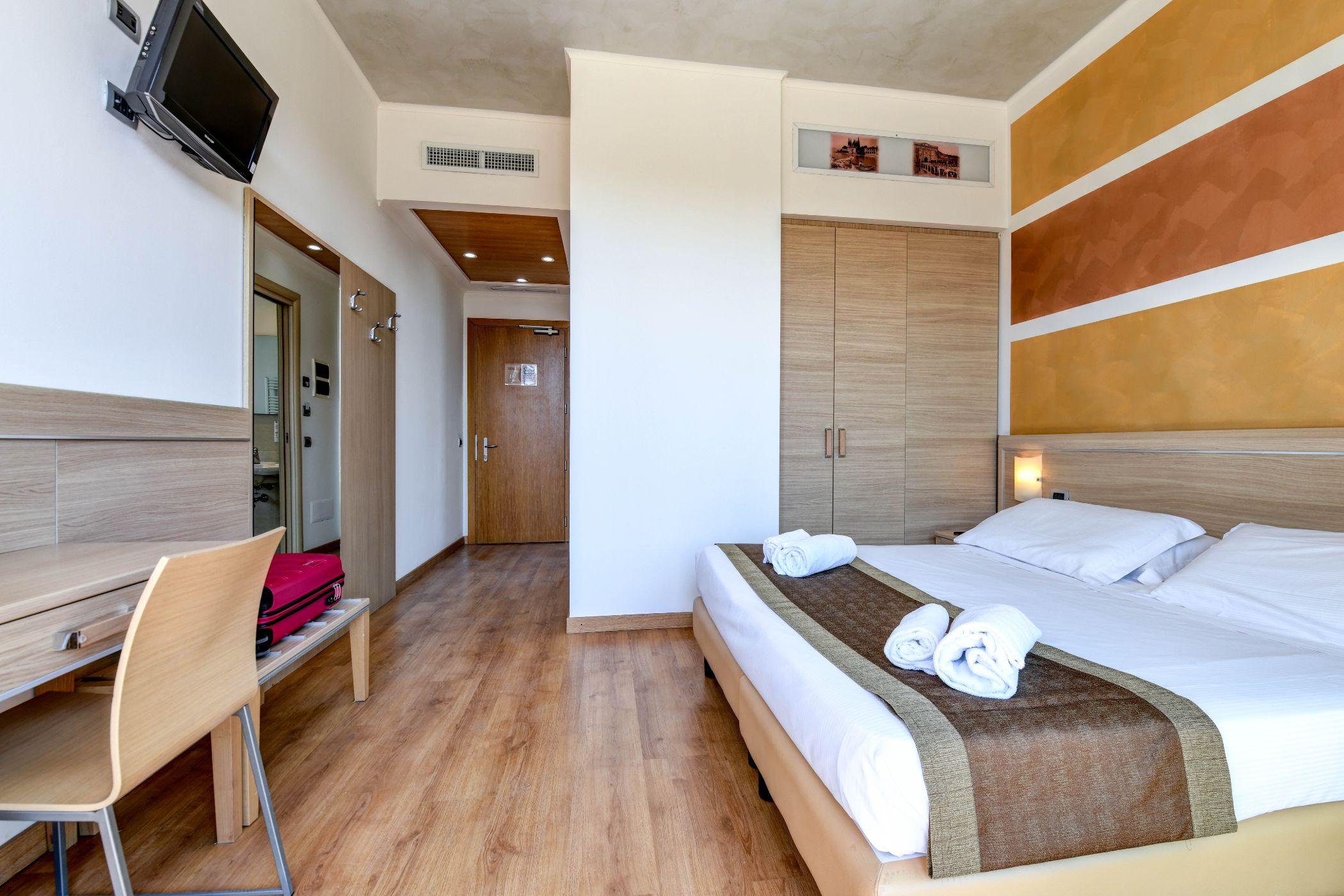 Hotel Rivus Пескьера-дель-Гарда Экстерьер фото