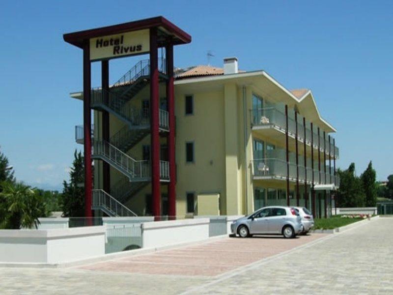 Hotel Rivus Пескьера-дель-Гарда Экстерьер фото